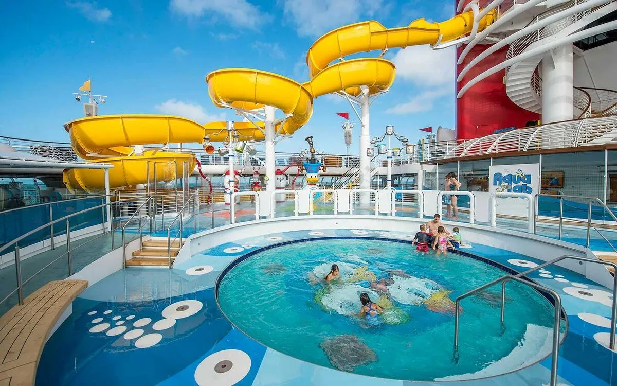 Disney pool